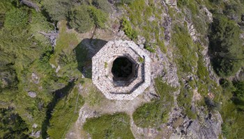 La Tornalla - sezione ottagonale La maestosità della Tornalla: un tesoro architettonico nella Valpelline